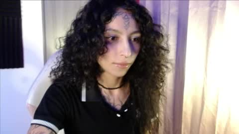 Snapshot of sunshinemiracle chatting on 05/24/26, 04:17 Sun - online show from 05/24/26, 04:17
