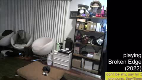 im not actually a man my pronouns are theythem online show from 03/10/25, 04:49