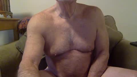 Snapshot of suntrdr077 chatting on 11/30/25, 06:56 suntrdr077 online show from 11/30/25, 06:56