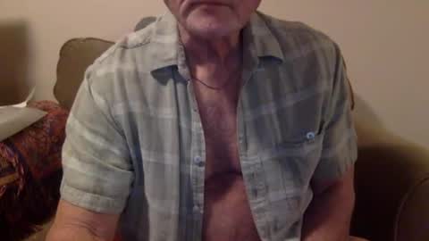 Snapshot of suntrdr077 chatting on 02/04/26, 02:17 suntrdr077 online show from 02/04/26, 02:17