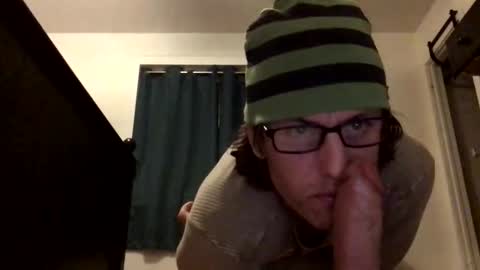 Snapshot of suntresh chatting on 05/27/26, 10:45 suntresh online show from 05/27/26, 10:45