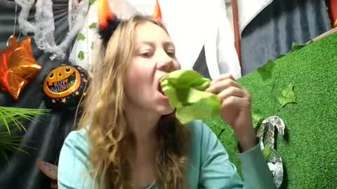 super jony and Marta GMT 1300-1800 every day online show from 10/31/25, 11:28