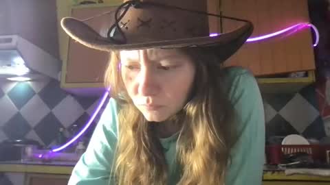 super jony and Marta GMT 1300-1800 every day online show from 11/18/25, 09:25