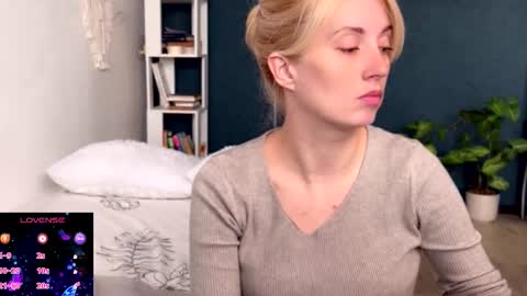 ANNApvt open full info in bio online show from 11/11/25, 10:59