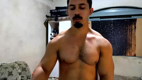 Snapshot of superbigmr chatting on 03/23/26, 04:05 james online show from 03/23/26, 04:05