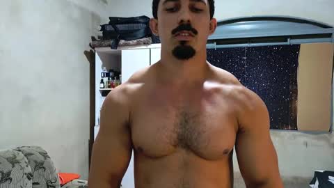 Snapshot of superbigmr chatting on 04/04/26, 04:33 james online show from 04/04/26, 04:33