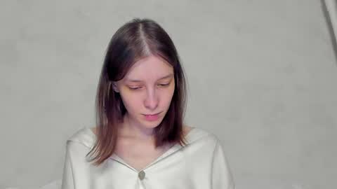 Una online show from 05/14/26, 08:15