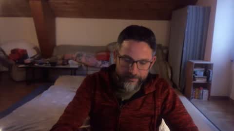 Snapshot of supersquirrel81 chatting on 11/08/25, 06:57 supersquirrel81 online show from 11/08/25, 06:57