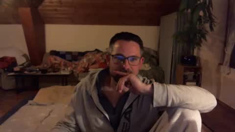 supersquirrel81 online show from 01/06/26, 06:22