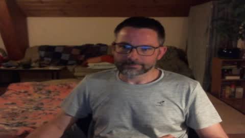 Snapshot of supersquirrel81 chatting on 05/01/26, 10:47 supersquirrel81 online show from 05/01/26, 10:47