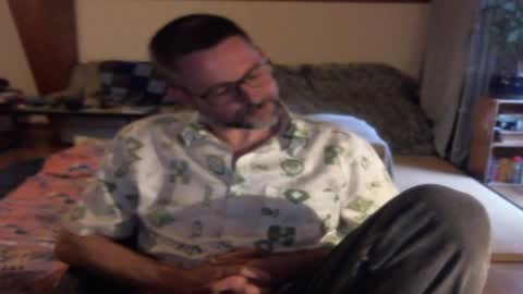 Snapshot of supersquirrel81 chatting on 05/11/26, 06:05 supersquirrel81 online show from 05/11/26, 06:05