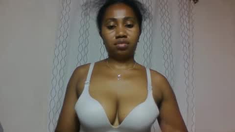 surbelle online show from 04/18/26, 05:17