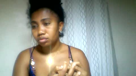 Snapshot of surbelle chatting on 06/23/26, 01:36 surbelle online show from 06/23/26, 01:36