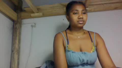 Snapshot of surbelle chatting on 07/20/26, 10:29 surbelle online show from 07/20/26, 10:29