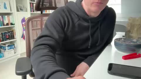 Snapshot of surfstar81 chatting on 02/26/26, 10:14 surfstar81 online show from 02/26/26, 10:14