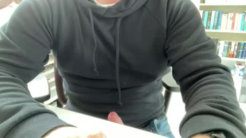 Snapshot of surfstar81 chatting on 03/23/26, 09:46 surfstar81 online show from 03/23/26, 09:46