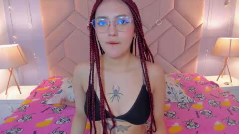 Susan Cotton online show from 12/16/25, 03:44