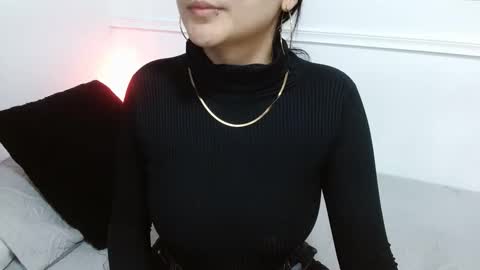 Snapshot of susana_hank chatting on 12/23/24, 03:44 susana online show from 12/23/24, 03:44