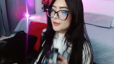 Snapshot of susana_hank chatting on 01/25/25, 12:38 susana online show from 01/25/25, 12:38