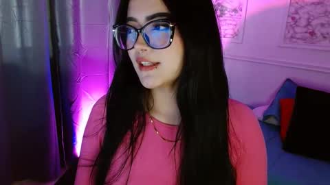 Snapshot of susana_hank chatting on 02/15/25, 09:48 susana online show from 02/15/25, 09:48