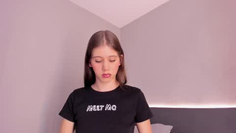 susana_huston online show from 11/07/25, 05:13