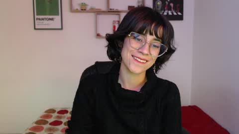 susana_w online show from 02/14/25, 09:43
