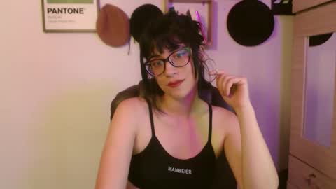 susana_w online show from 09/18/25, 10:12