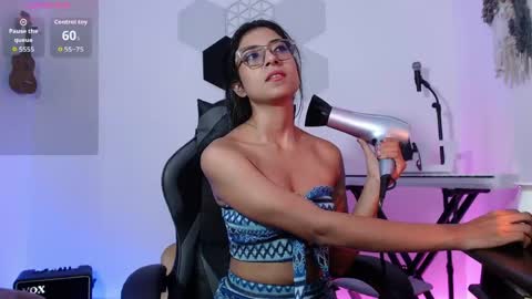 Snapshot of susanahendrix chatting on 05/01/26, 06:12 Susana hendrix online show from 05/01/26, 06:12