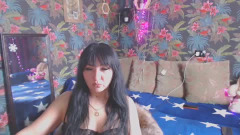 Snapshot of susanlanice chatting on 02/04/25, 08:13 SusanLaNice online show from 02/04/25, 08:13