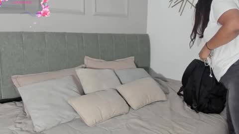 Amelia  online show from 03/26/26, 12:11