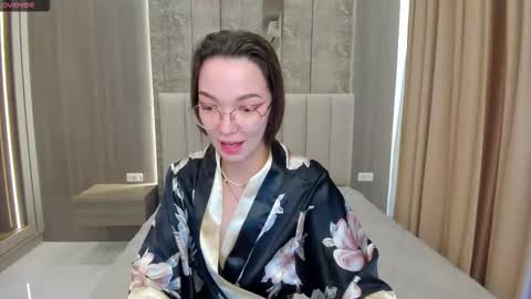 susannjohnson online show from 11/26/25, 12:33