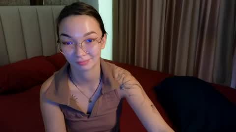 Snapshot of susannjohnson chatting on 05/15/26, 11:01 susannjohnson online show from 05/15/26, 11:01