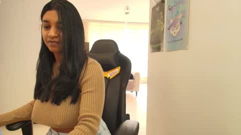 Andrea - Migue online show from 02/16/25, 03:59