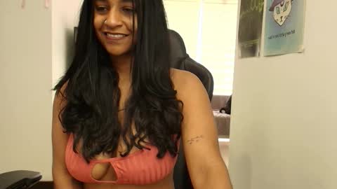 Susan Rhodes online show from 11/13/25, 01:21