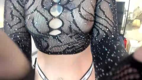 Snapshot of susanvilla chatting on 04/20/26, 07:48 susanvilla online show from 04/20/26, 07:48