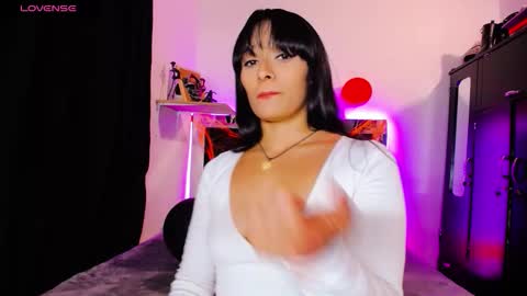 Susanyrosa online show from 10/22/25, 11:26