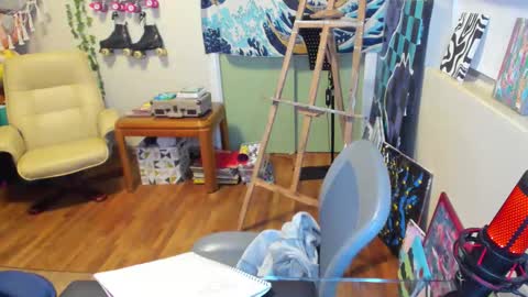 Snapshot of sushifox chatting on 11/03/25, 01:19 online show from 11/03/25, 01:19