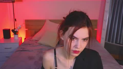 Susie online show from 11/21/25, 10:03