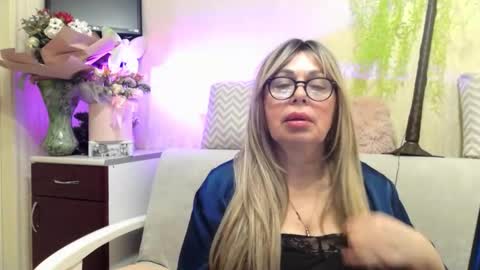 SusiexNoreen online show from 05/03/26, 02:06