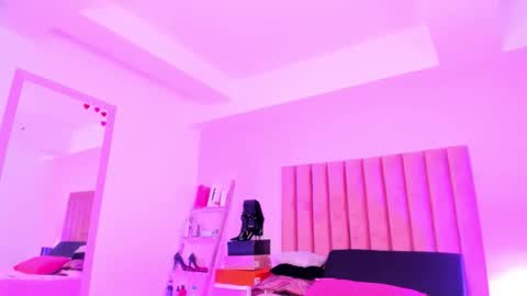 Sussan Nicole  online show from 11/04/25, 12:48