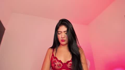 Sussan Nicole  online show from 03/31/26, 01:55