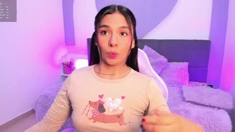 sussy_sweet4u online show from 05/13/26, 10:56