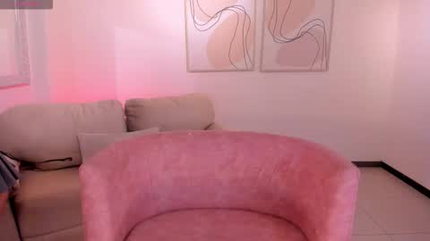 Sussy Bell online show from 10/02/25, 07:43