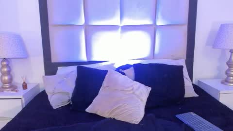 sussyfoxx_ online show from 02/22/26, 01:53
