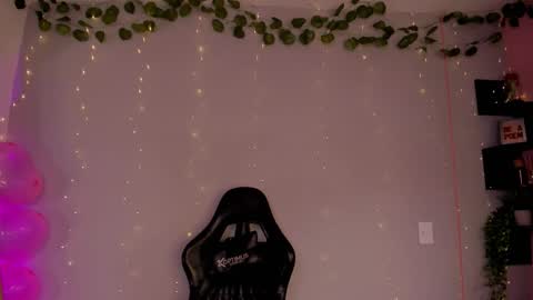 Snapshot of sussyprice chatting on 02/26/26, 09:03 Sussy online show from 02/26/26, 09:03