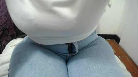 Snapshot of susy_perverttt chatting on 03/13/26, 03:18 susy_perverttt online show from 03/13/26, 03:18