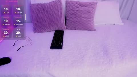 susyy online show from 10/24/25, 08:38