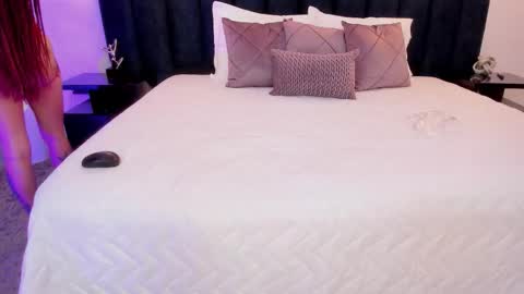 susyy online show from 02/08/26, 03:43