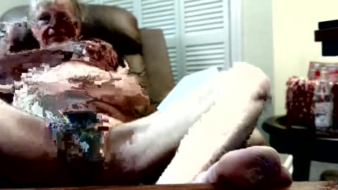 suttond4858 online show from 09/11/25, 07:08