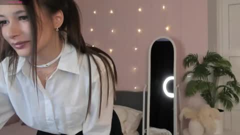 Hey Im Suzane online show from 04/27/26, 03:15
